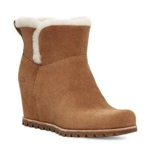 Sz7.5 Ugg Sayline Waterproof Wedge